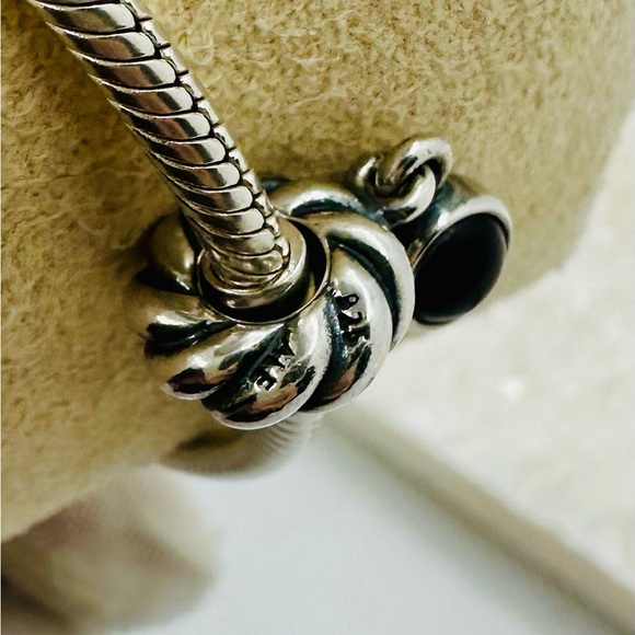 EUC Pandora 790435AM Sterling Silver Amethyst Disk Dangle Charm - Picture 12 of 13